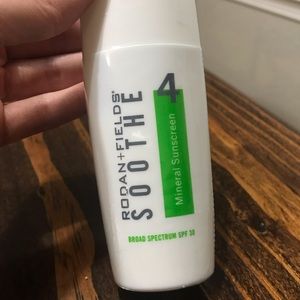 Rodan and Fields Soothe Mineral Sunscreen